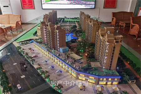 金山小区3室2厅1卫116.26㎡